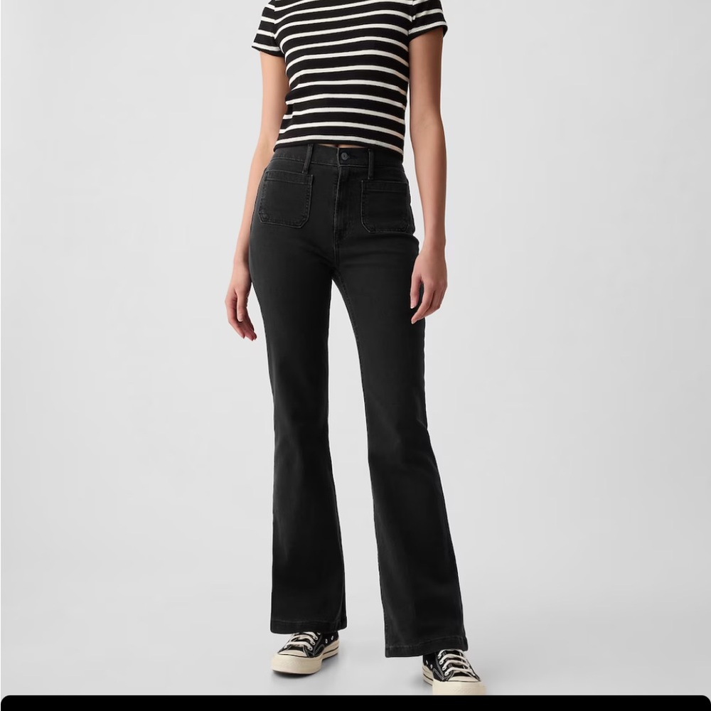 Gap 70s flare jeans in black (size 26)